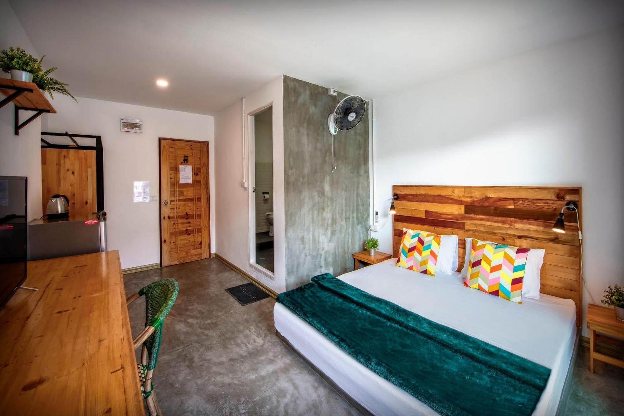 Cafe Del Sol Bed & Breakfast เกาะเต่า ภายนอก รูปภาพ